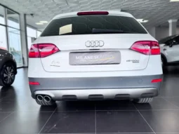 
										Audi A4 allroad A4 IV 2012 Allroad Quattro 2.0 tdi Business 177cv full									