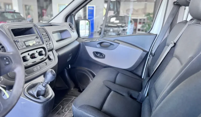 
								Renault Trafic l2h1 full									